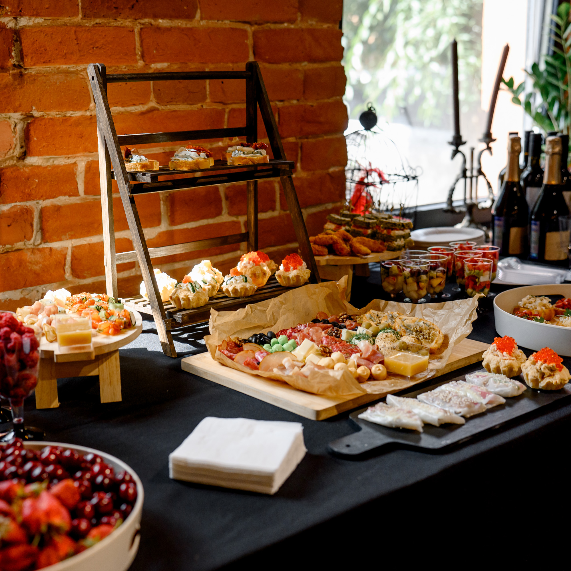 Backstage & Set Catering